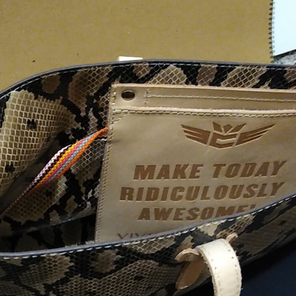 Snake skin pattern bag - Picture 2 of 4
